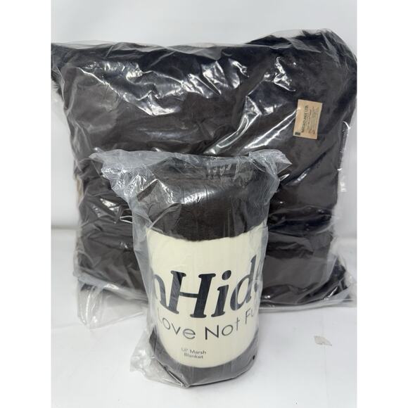 Unhide Faux Fur Bundle New Small Blanket And 20x20 Chocolate Pillow -Ship Fast - Picture 1 of 9